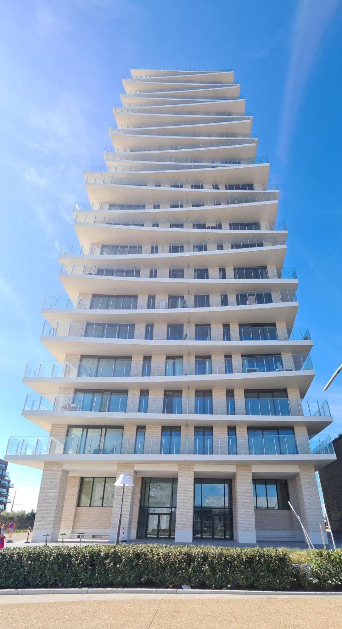 Central Park Tower Sea View Residence With Pool And Gym Oostende Ngoại thất bức ảnh
